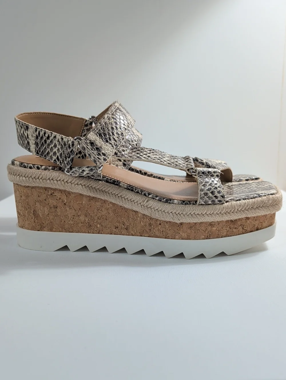 Marc Jacobs LTD Gylian Snakeskin Platform Wedges Size 9